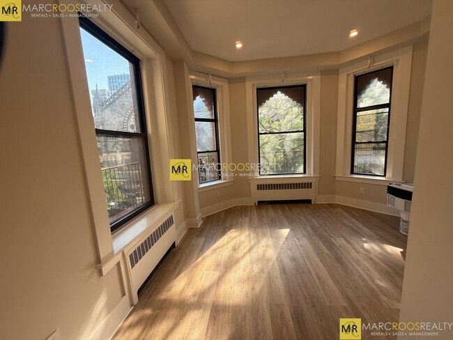 property at 283 Dartmouth St