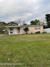 2597 Pepper Ave in Melbourne, FL - Building Photo - Building Photo