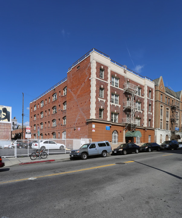 Lee Manor Apartments in Los Angeles, CA - Building Photo