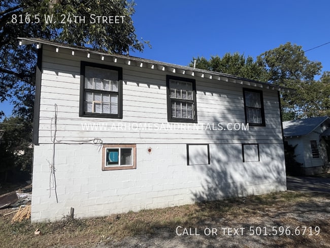 property at 816.5 W 24th St
