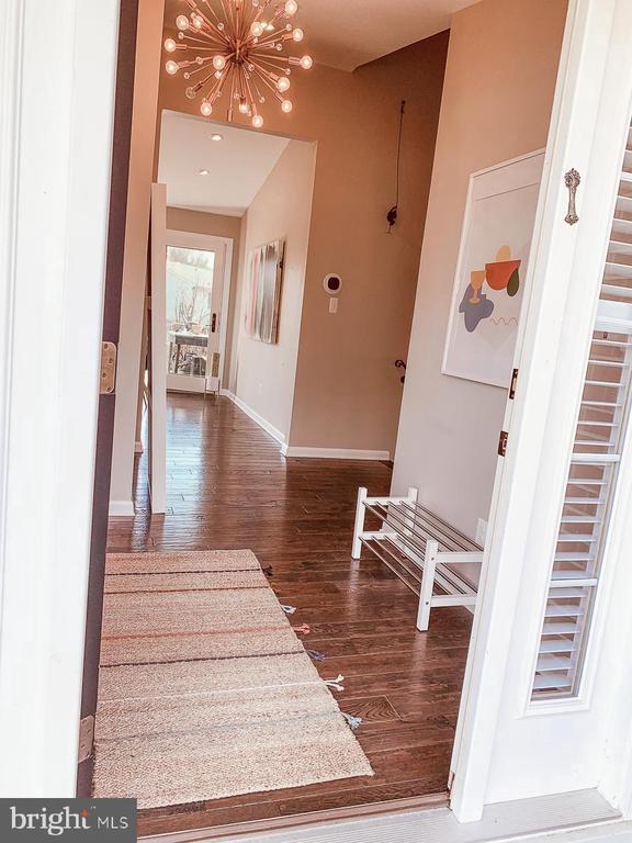 3301 Garrison Farms Rd in Pikesville, MD - Building Photo - Building Photo