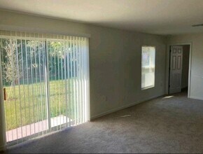 4281 Golfair Ln in North Port, FL - Foto de edificio - Building Photo