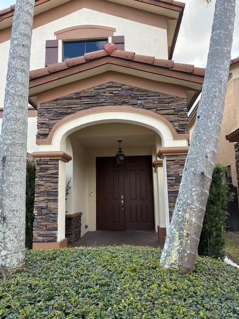 8848 NW 101st Pl in Doral, FL - Building Photo - Building Photo