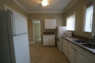 333 Liberty Ave in Port Arthur, TX - Building Photo - Building Photo