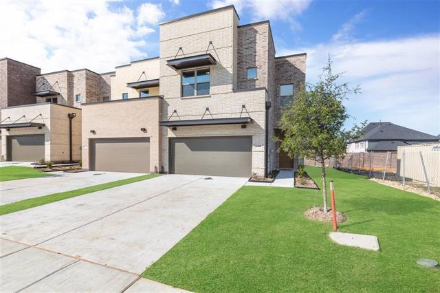 1050 Maverick Dr in Allen, TX - Building Photo