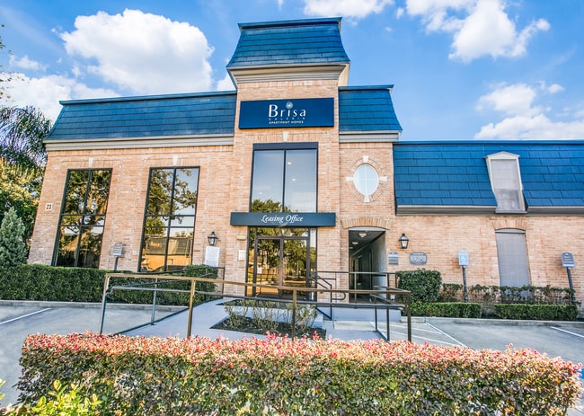 Brisa Galería Apartments in Houston, TX - Foto de edificio - Building Photo