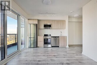 223-1223 Redpath Ave in Toronto, ON - Building Photo - Building Photo