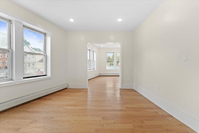 2321 John F. Kennedy Blvd in Jersey City, NJ - Building Photo - Building Photo