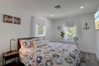 27250 Shriver Ave in Bonita Springs, FL - Building Photo - Building Photo