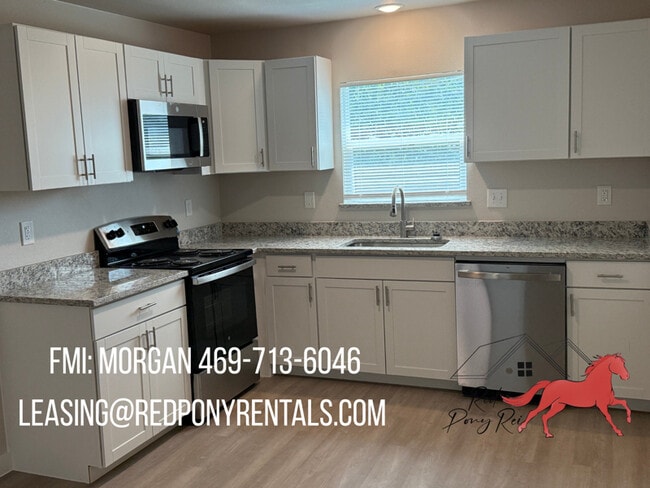 property at 399 Blackbourn St