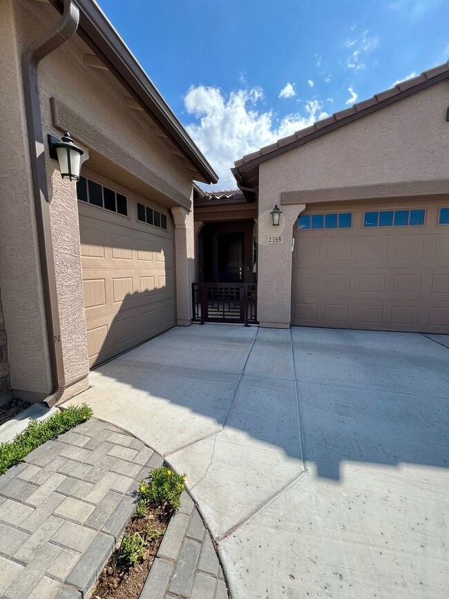 2355 E Fandango Dr in Gilbert, AZ - Building Photo - Building Photo