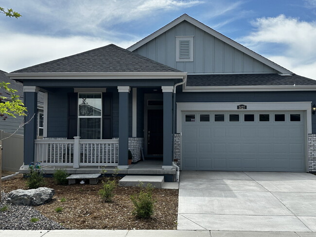 property at 5127 N Quemoy St