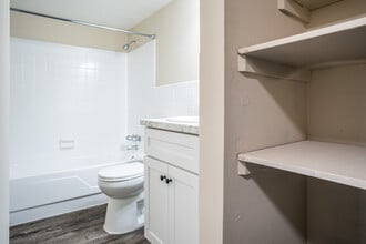 CasaDova in Kenneth City, FL - Building Photo - Interior Photo