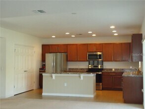 2239 Cypress Lake Pl in Kissimmee, FL - Building Photo - Building Photo