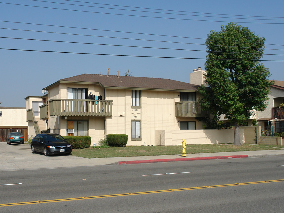 7851 Hazard Ave in Westminster, CA - Building Photo