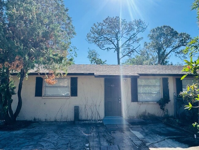 property at 410-410 60th Ave Dr W