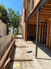 1021 N Ogden Dr in West Hollywood, CA - Building Photo - Building Photo