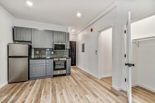 3836 W Girard Ave in Philadelphia, PA - Building Photo