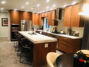 3311 E Cheery Lynn Rd in Phoenix, AZ - Building Photo - Building Photo
