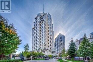3 Rean Dr in Toronto, ON - Building Photo