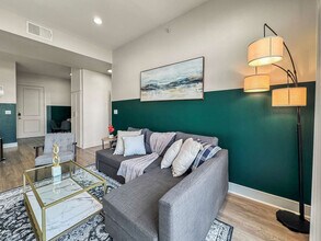 2901 Indiana St in Dallas, TX - Building Photo - Building Photo