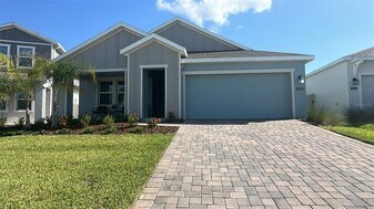 3258 Armstrong Ave in Clermont, FL - Building Photo