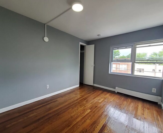 700 N 5th St in Newark, NJ - Building Photo - Building Photo