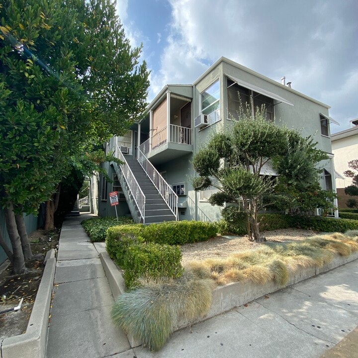 141 N Jackson St in Glendale, CA - Building Photo