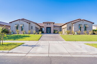 17904 E Bronco Dr in Queen Creek, AZ - Foto de edificio - Building Photo