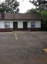 24329-67 Hwy 134 in Round Lake, IL - Foto de edificio - Building Photo