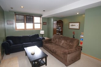 918 N Paulina St, Unit A01W in Chicago, IL - Foto de edificio - Building Photo