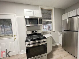 62 N Bryant Ave in Pittsburgh, PA - Building Photo