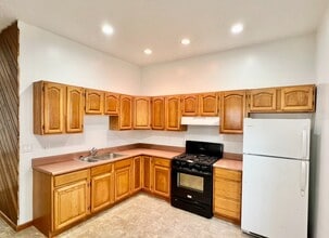 112 14th St in Fairmont, WV - Foto de edificio - Building Photo