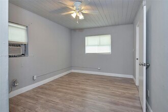 712 Division Ave in West Palm Beach, FL - Building Photo - Building Photo