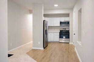 501 N Patterson Park Ave in Baltimore, MD - Building Photo