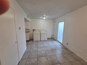 401 SE 12th St, Unit 156 in Moore, OK - Foto de edificio - Building Photo