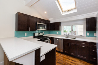 71 Orchard St, Unit 1 in Malden, MA - Building Photo - Building Photo
