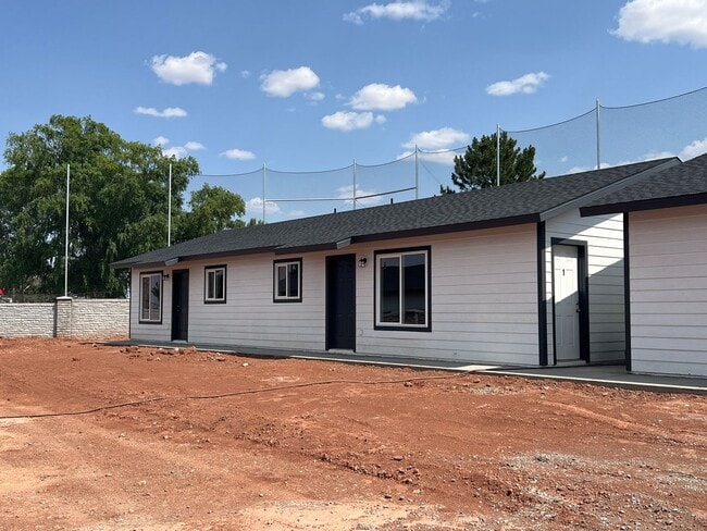 property at 195 Lyon Gate Dr