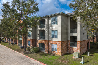 Cornerstone Village Apartments in Houston, TX - Building Photo - Primary Photo