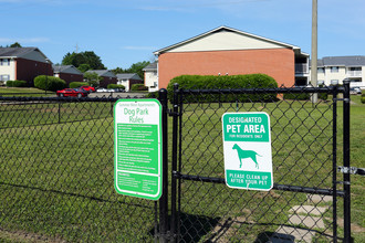 Summer West Apartments in Hattiesburg, MS - Building Photo - Building Photo