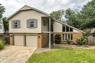 6401 S 86th E Ave in Tulsa, OK - Building Photo - Building Photo