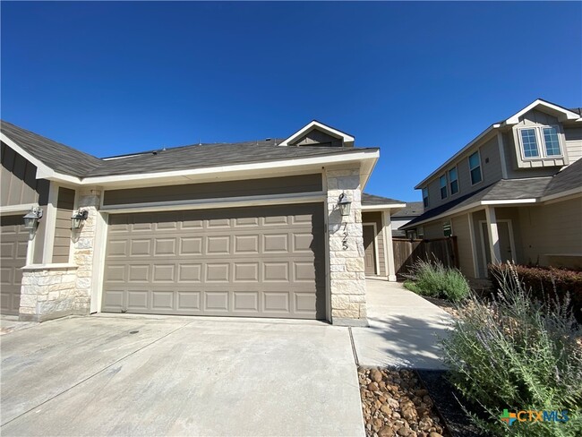property at 725 Milestone Pk