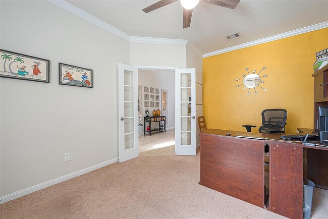 property at 15627 Huddleston Dr