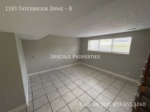 1183 Tatesbrook Dr in Lexington, KY - Building Photo - Building Photo