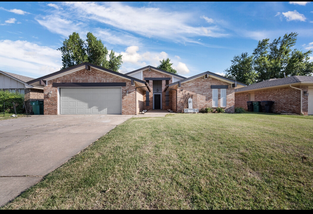 6708 Evergreen Canyon Rd in Oklahoma City, OK - Building Photo