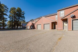 21 W Golf Pl in Pagosa Springs, CO - Building Photo