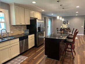 111 Menlo Dr in Simpsonville, SC - Building Photo - Building Photo
