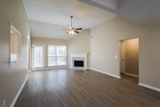 492 Clearwater Way in Monroe, GA - Building Photo - Building Photo