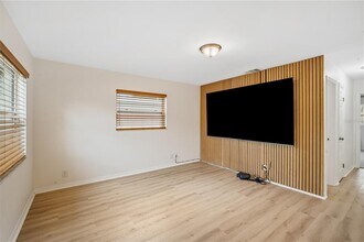 6610 S Mascotte St in Tampa, FL - Building Photo - Building Photo