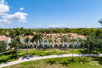 Centra in Boca Raton, FL - Building Photo - Building Photo